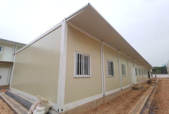 모듈형 20ft 컨테이너 하우스 Prefabrikasi Kantor Kantor Pre-Built 컨테이너 기숙사
